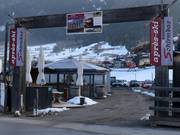 Suggerimento su Après-Ski Snow Mo Après-Ski Bar con il Tyrolean Street Food Truck