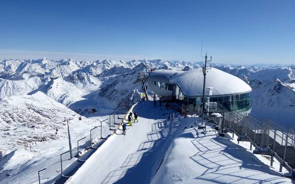 Comprensorio sciistico più alto nelle Alpi Austriache – comprensorio sciistico Pitztaler Gletscher (Ghiacciaio del Pitztal)
