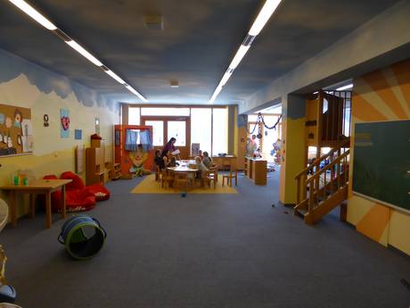 Gästekindergarten Sunny Mountain Club (asilo per i bambini che soggiornano a Kappl)