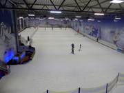 Pista per principianti sul lato destro della ski-hall