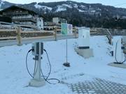 Stazione di ricarica elettrica presso la stazione a valle della Spieljochbahn a Fügen