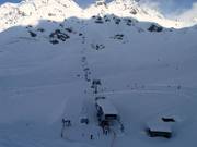 Combe à Médran-Tête des Vaux - 6pers.| Seggiovia ad alta velocità (ad agganciamento automatico) con cupole di protezione