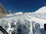 Guidare un PistenBully - vista dalla cabina di pilotaggio