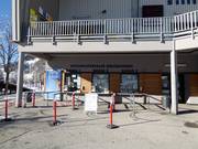 Area casse curata alla stazione a valle