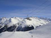 Osthangbahn - 4pers.| Seggiovia ad alta velocità (ad agganciamento automatico) con cupole di protezione