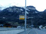 Fermata dello skibus alla stazione a valle di Meiringen