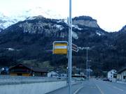 Fermata dello skibus presso la stazione a valle di Meiringen