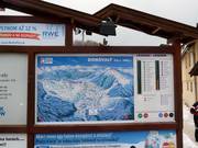 Mappa delle piste con informazioni presso la stazione a valle