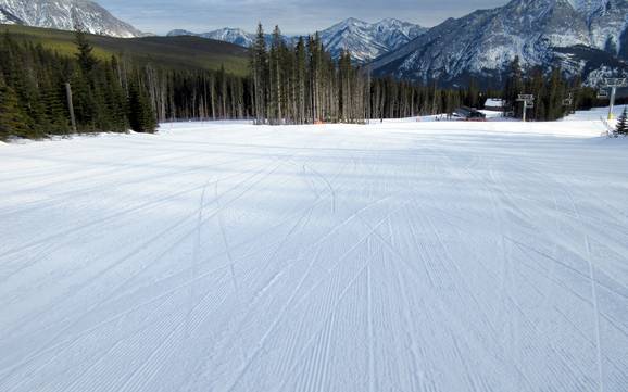 Preparazione delle piste Kananaskis Range – Preparazione delle piste Nakiska