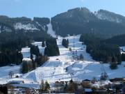 Vista sulla zona sciistica di Nesselwang ai piedi dell'Alpspitze
