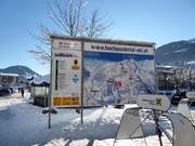 Tabellone informativo alla stazione a valle