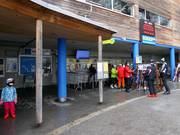 Fermata dello skibus presso la stazione a valle della Kreuzjochbahn