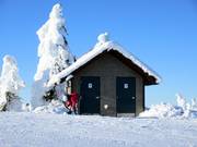 Servizi igienici nel mezzo del comprensorio sciistico