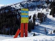 Segnaletica delle piste nell’area sciistica Lagorai