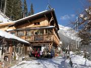 Dachsteinhaus sulla pista da sci verso Ramsau