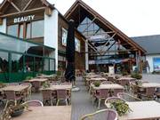 La terrazza presso la pista al coperto