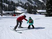 Corso di sci presso la seggiovia doppia Chickadee