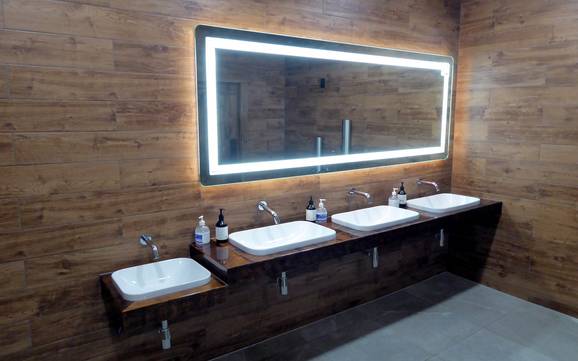 Auckland: Pulizia nei comprensori sciistici – Pulizia Snowplanet - Silverdale