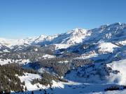 Vista dal Roc d'Orsay verso il Meilleret con Glacier 3000