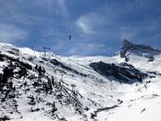 Il letto della valle del Großen Kunerbach separa la Sommerbergalm dalla parte del comprensorio sciistico situata più in alto.