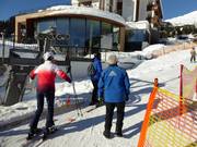 Assistenza per la salita allo skilift a piattello