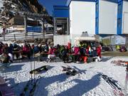 Il bar mobile dei cubetti di ghiaccio alla stazione intermedia Fernau