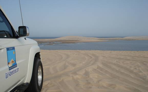 Comprensorio sciistico più grande in Qatar – area per sci sulla sabbia Sandboarding Mesaieed (Doha)