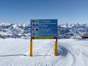 Segnaletica delle piste nell’area sciistica Bald Mountain a Sun Valley