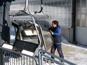 Le seggiovie vengono pulite.