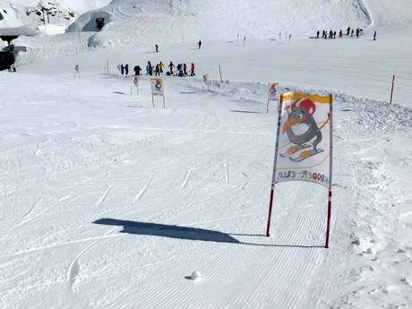Bobo's Kinderclub della Ski & Board Academy Mölltaler Gletscher