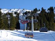 Karspitz X-Press - 6pers.| Seggiovia ad alta velocità (ad agganciamento automatico) con cupole di protezione