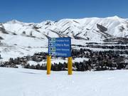 Segnaletica delle piste nell’area sciistica Dollar Mountain a Sun Valley