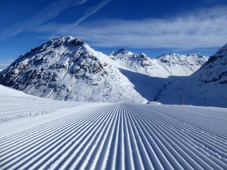 Preparazione delle piste Val Bernina – Preparazione delle piste Diavolezza/Lagalb