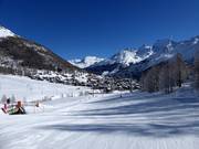 Saas-Fee incastonata tra le cime di quattromila metri