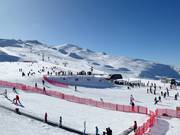 Vista sulle piste per principianti nella Base Area