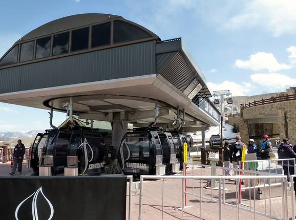 Elk Camp Gondola - 8pers.| Telecabina (Monofune)