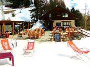 Ristorante di montagna Le Grizzly alla stazione a monte della seggiovia Pinatelle