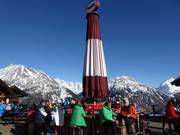 Bar con ombrelloni presso la Gampe Alm