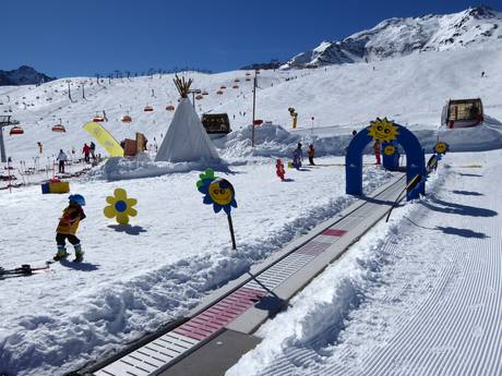 Area riservata ai bambini della scuola di sci Yellow Power sul Giggijoch
