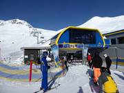 Arrezjochbahn - 6pers.| Seggiovia ad alta velocità (ad agganciamento automatico) con cupole di protezione