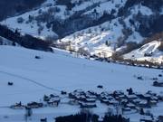 Vista su Au e sulla seggiovia Grunholzlift