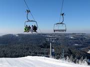 A. Lanova Draha Pstruží - 4pers.| Seggiovia ad alta velocità (agganc.autom.)