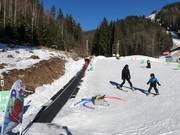 Pás dětský Hugo I. - Tapis roulant/Tappeto Magico