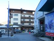 Hotel Lenz alla stazione a valle