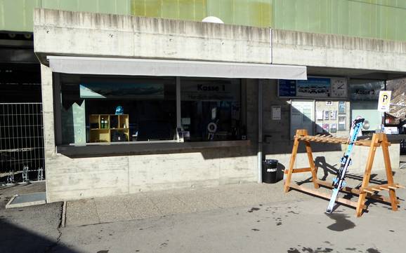 Alpi dell'Adula: Pulizia nei comprensori sciistici – Pulizia Vals - Dachberg