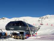 Roc 2 - 6pers.| Seggiovia ad alta velocità (ad agganciamento automatico) con cupole di protezione