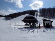 Isola No. 4 Quad - 4pers.| Seggiovia ad alta velocità (ad agganciamento automatico) con cupole di protezione