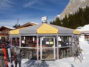 Bar con ombrelloni presso Tiroler Haus