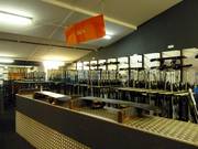 Noleggio sci nella ski hall