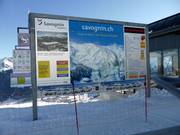 Tabellone informativo alla stazione a monte